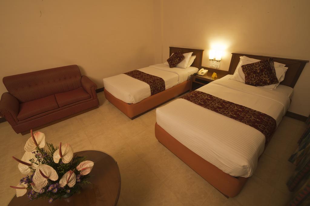 President Hotel Mysore Luaran gambar
